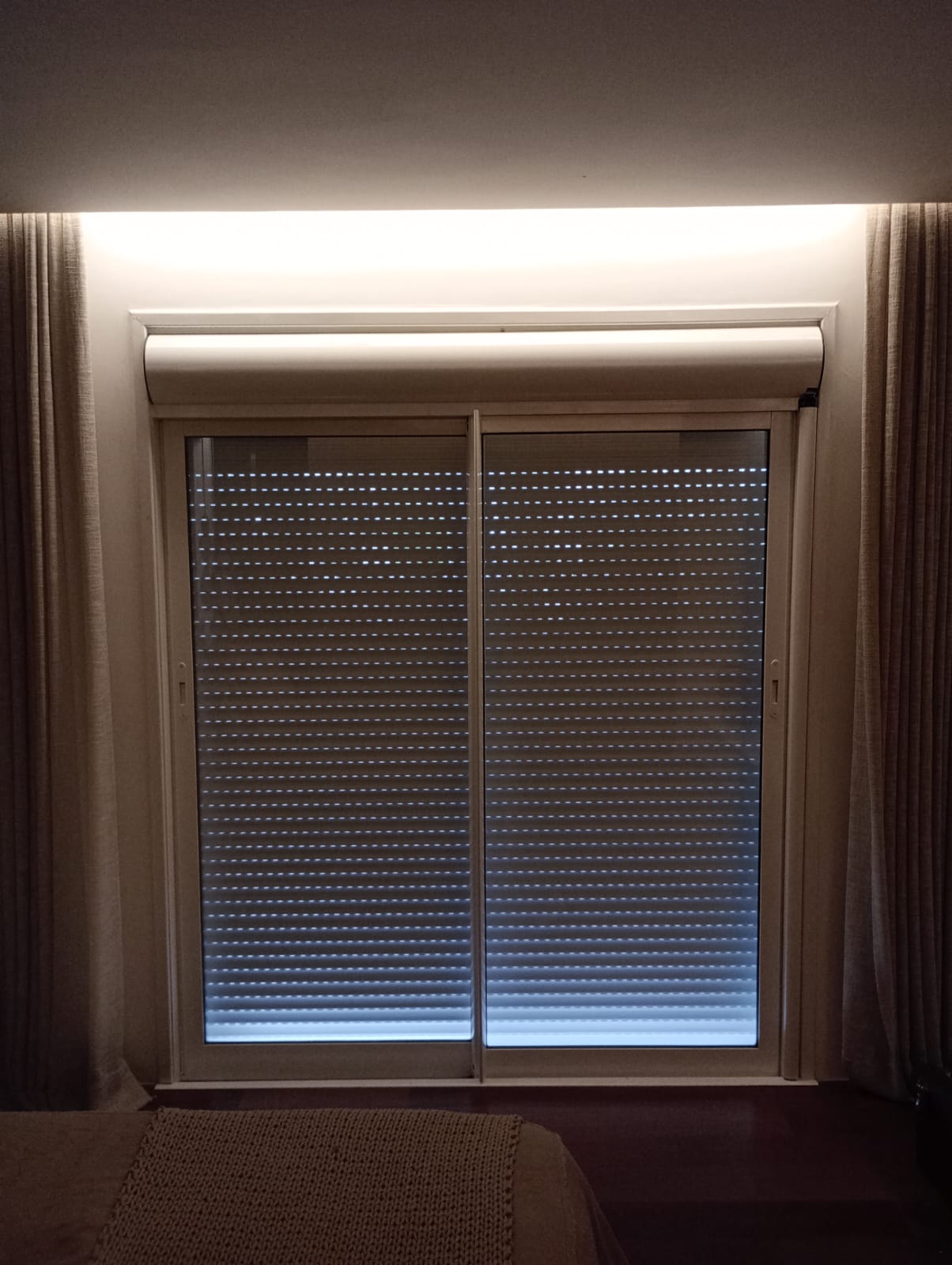 Persianas e Esquadrias VK